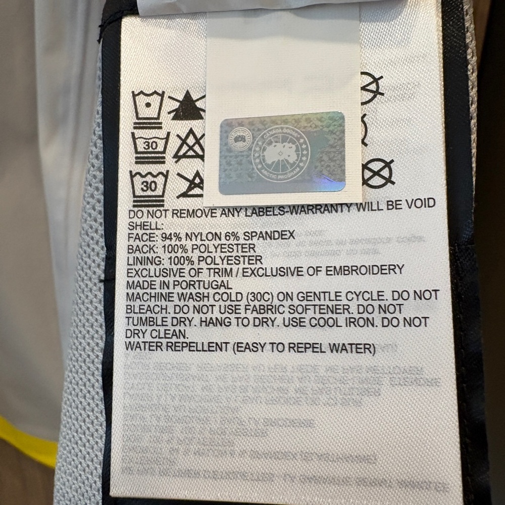 Canada Goose Nanaimo Windproof/Waterproof Jacket In Overboard Yellow - Picture 14 of 15